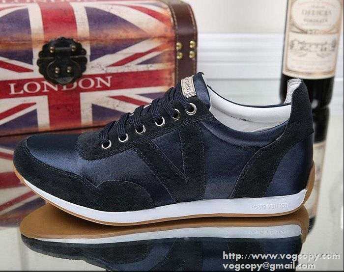 お買い物 2015 LOUIS VUITTON 美品　ルイ ヴィトン スニーカー