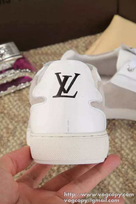 人気販売　2015  LOUIS VUITTON ルイ ヴィトン 落ち着いた　ランニングシューズ 4色可選