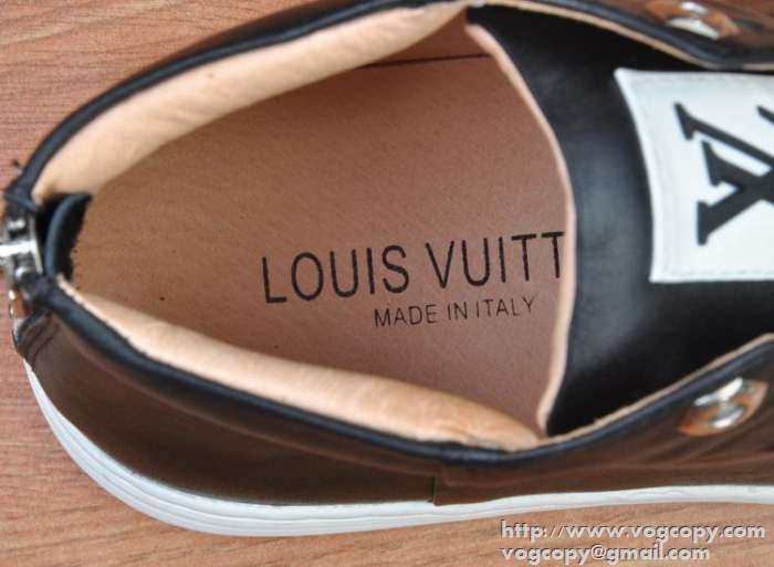 柔軟性がある　2015  LOUIS VUITTON ルイ ヴィトン 値下げ　ハイカットスニーカー 3色可選