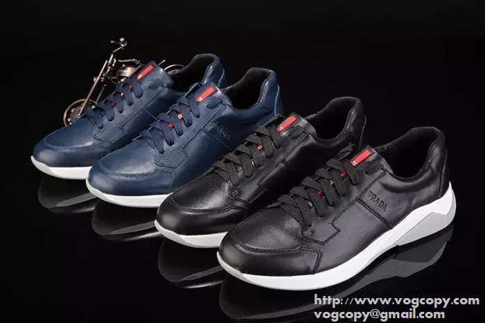 大人気　2015 PRADA プラダ スニーカー　抗菌 防臭加工 2色可選 