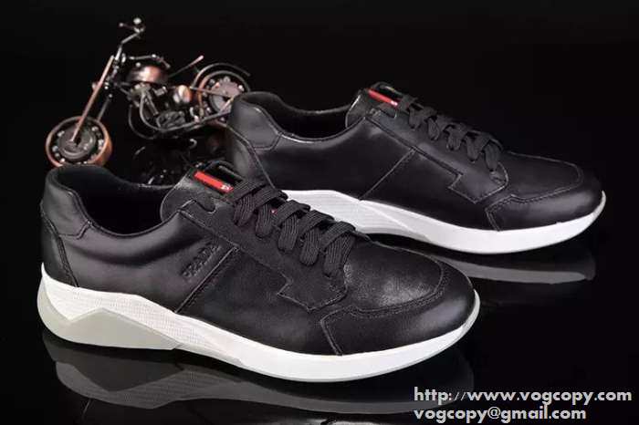 大人気　2015 PRADA プラダ スニーカー　抗菌 防臭加工 2色可選 