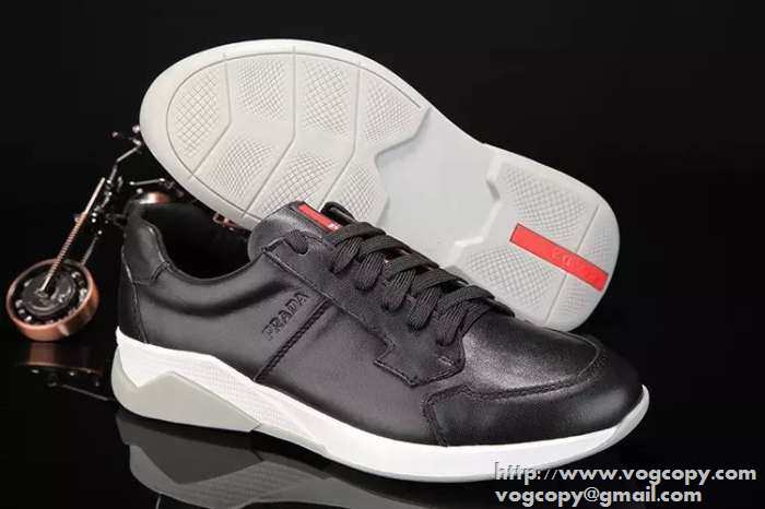 大人気　2015 PRADA プラダ スニーカー　抗菌 防臭加工 2色可選 