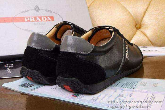 軽量化 2015 PRADA プラダ スニーカー 疲れにくい 2色可選