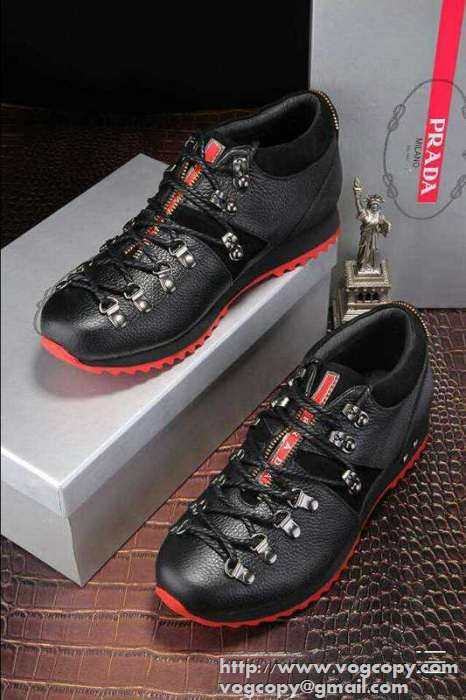 ランニングシューズの名作！ 2015 PRADA プラダ ランニングシューズ 靴の滑り止め 3色可選