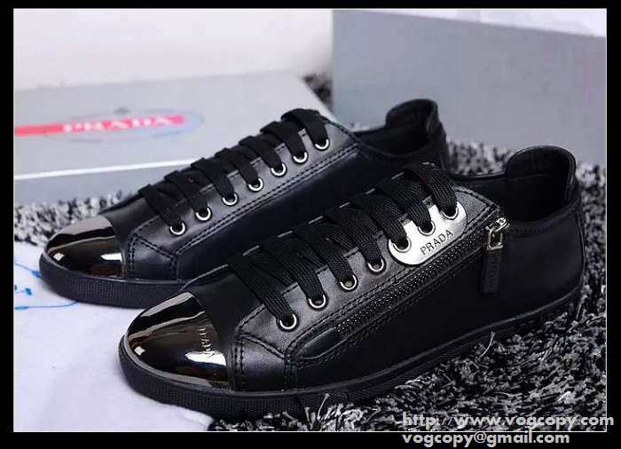 オシャレ感満点！ 2015 PRADA プラダ フラットシューズ 履き心地抜群 3色可選