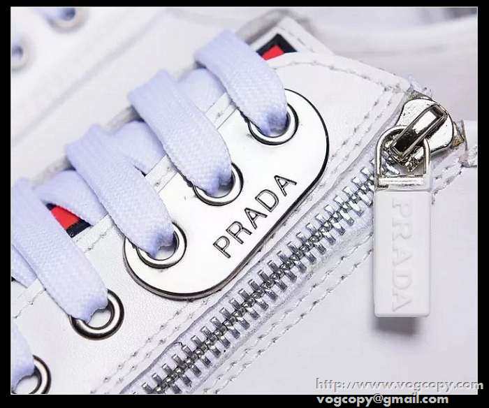 オシャレ感満点！ 2015 PRADA プラダ フラットシューズ 履き心地抜群 3色可選