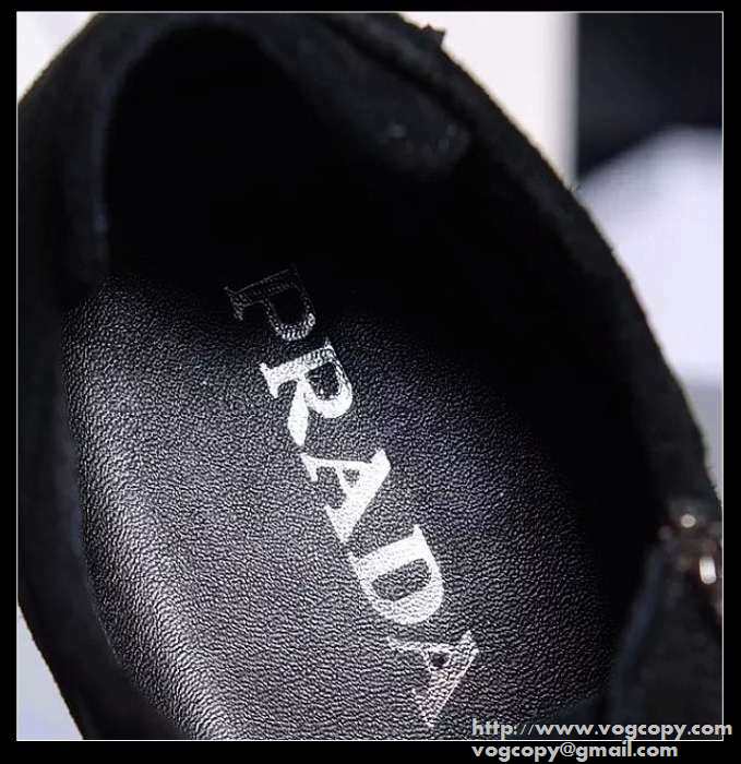 オシャレ感満点！ 2015 PRADA プラダ フラットシューズ 履き心地抜群 3色可選