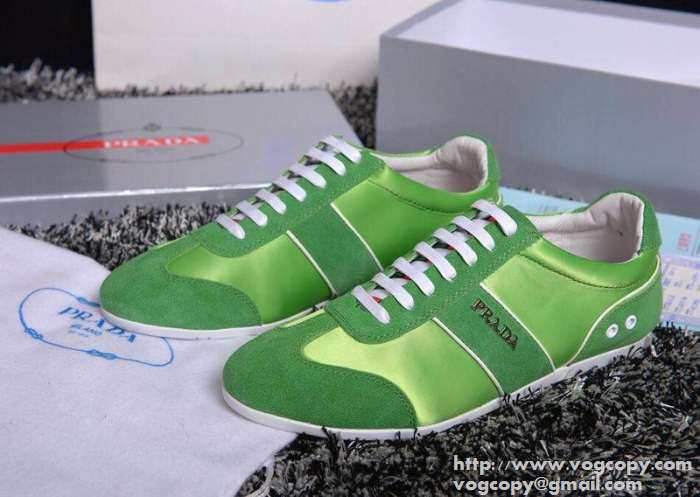 超目玉! 2015 PRADA プラダ ランニングシューズ 靴の滑り止め 3色可選