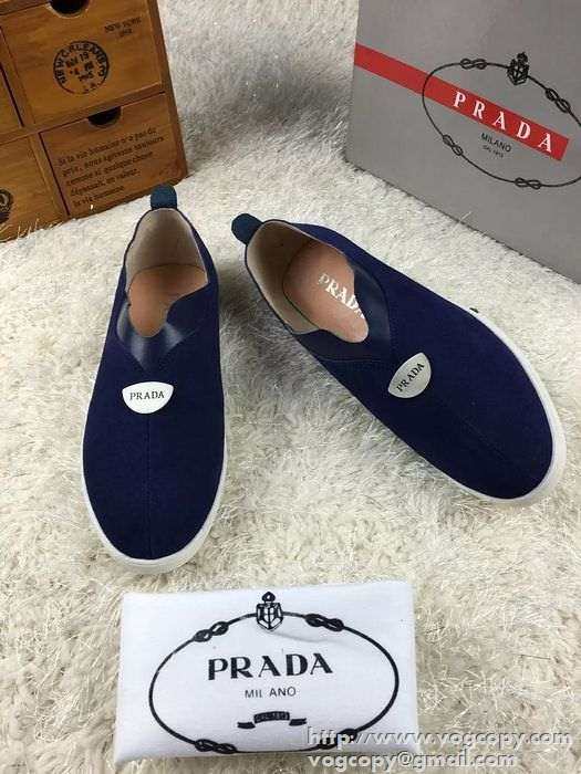 耐久性に優れ! 2015 PRADA プラダ カジュアルシューズ 2色可選