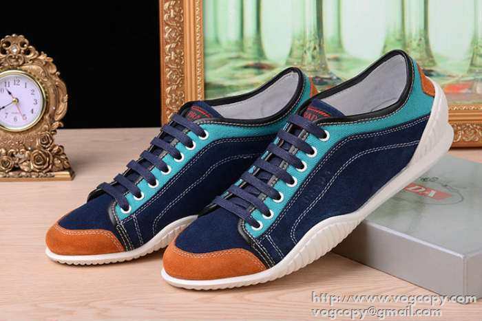ポップなファッション 2015 PRADA プラダ スニーカー 2色可選