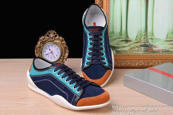 ポップなファッション 2015 PRADA プラダ スニーカー 2色可選