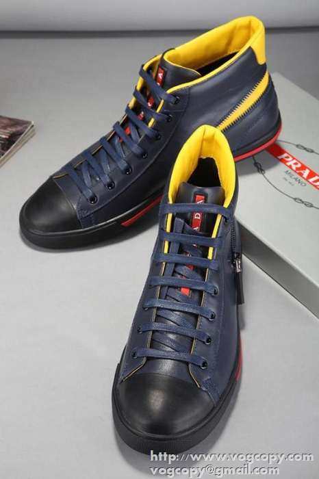 すごいオシャレ感! 2015 PRADA プラダ 優しい履き心地 ハイカットスニーカー 2色可選