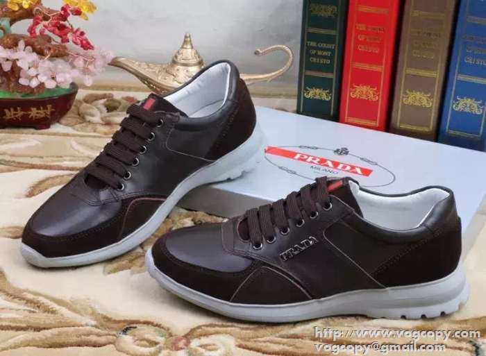 スニーカーを代表する名作 2015 PRADA プラダ スニーカー 抗菌?防臭加工 3色可選