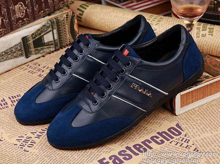 フラットの最上級 2015 PRADA プラダ  フラットシューズ スニーカー 2色可選