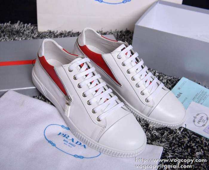 大人のおしゃれに 2015 PRADA プラダ フラットシューズ 軽量で疲れにくい