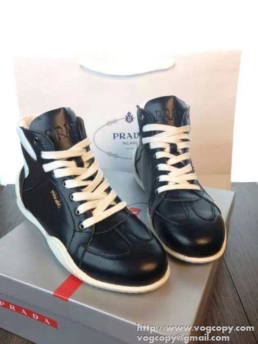 完璧な白黒の結合！2015 PRADA プラダ ハイカットスニーカー 2色可選 抗菌?防臭加工