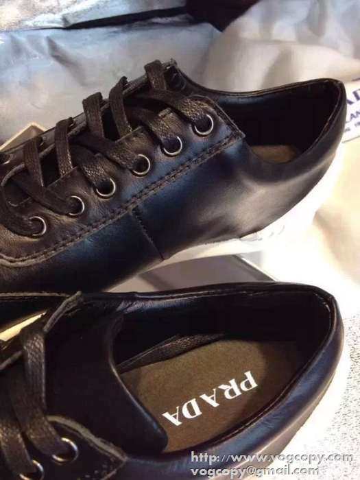 完璧な運動系！ 2015 PRADA プラダ ランニングシューズ 2色可選 靴の滑り止め