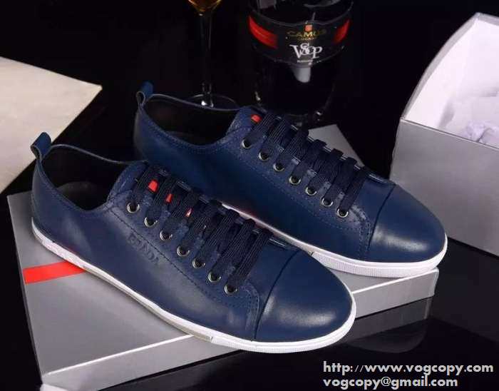 カジュアルな個性派 2015 PRADA プラダ フラットシューズ 抗菌?防臭加工 