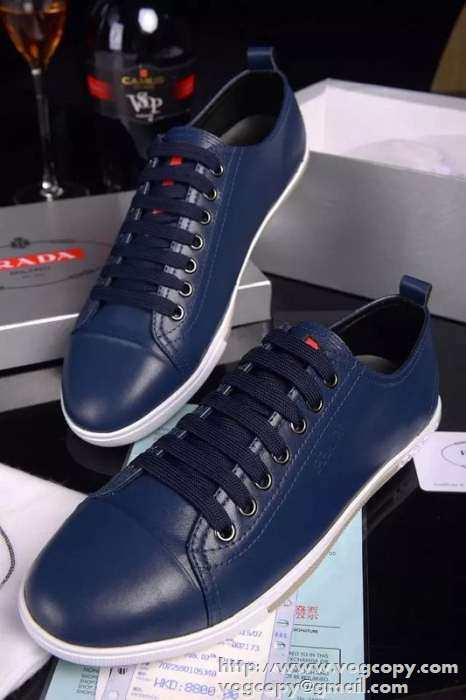 カジュアルな個性派 2015 PRADA プラダ フラットシューズ 抗菌?防臭加工 