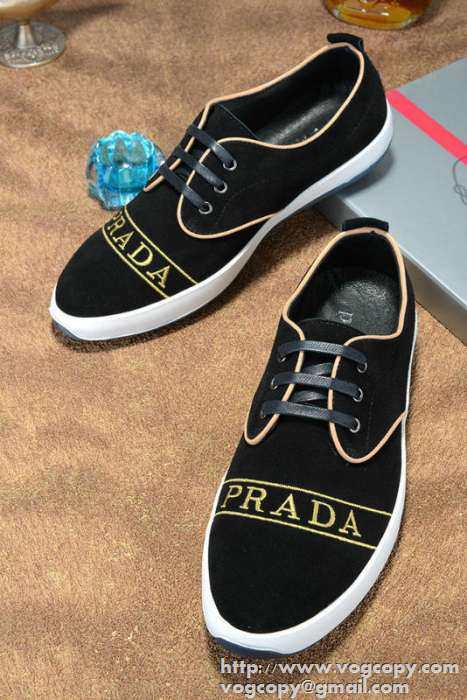 爆買い欧米韓流雑誌 2015 PRADA プラダ カジュアルシューズ 2色可選抗菌?防臭加工 