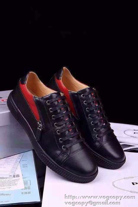 目玉のデザイン！ 2015 PRADA プラダ スニーカー 2色可選