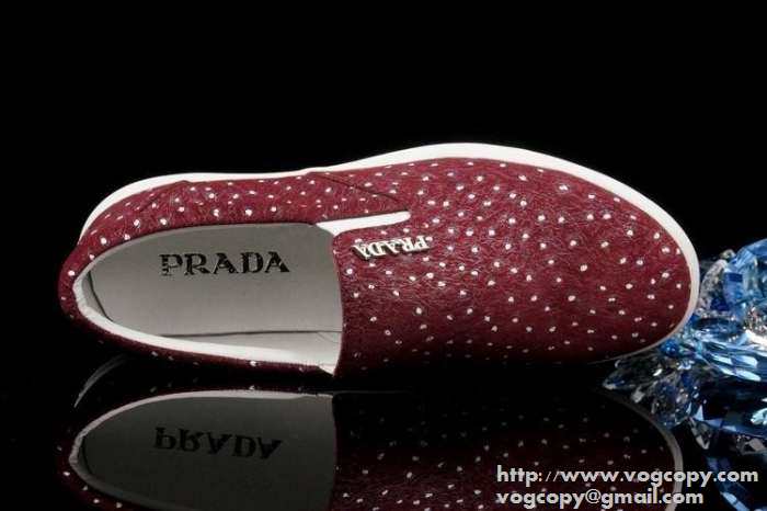 コーディネート美品　2015 PRADA プラダ カジュアルシューズ 3色可選