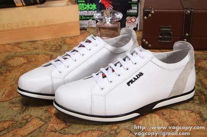 柔軟性に優れ  2015  PRADA プラダ スニーカー 3色可選