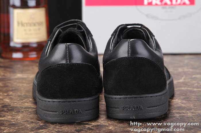 スタイリッシュ 2015 PRADA プラダ フラットシューズ 2色可選 軽量で疲れにくい