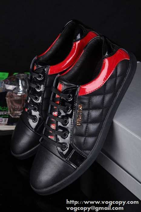 早い者勝ち PRADA プラダ 2015  モデル愛用　スニーカー 3色可選