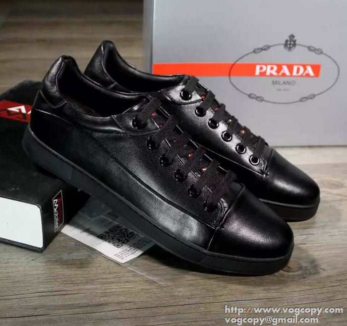 シンプルな2015秋冬 PRADA プラダ 実用的でフラットシューズ 2色可選