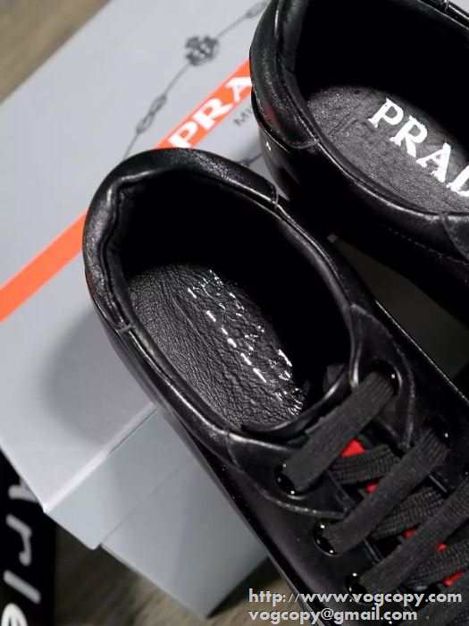 シンプルな2015秋冬 PRADA プラダ 実用的でフラットシューズ 2色可選