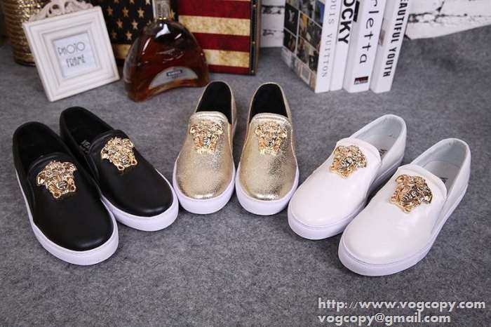 完璧なデザイン　2015 VERSACE ヴェルサーチ カジュアルシューズ 靴の滑り止め