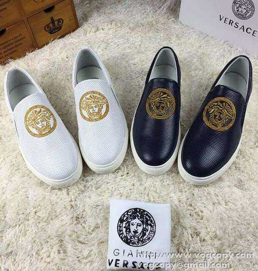 お買得　2015 VERSACE ヴェルサーチ カジュアルシューズ 柔軟性
