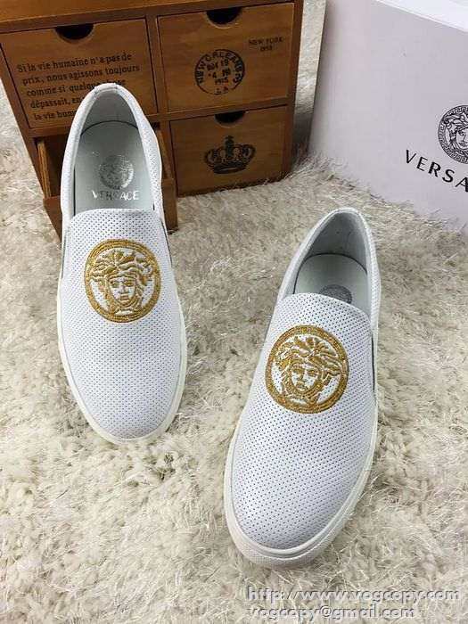 お買得　2015 VERSACE ヴェルサーチ カジュアルシューズ 柔軟性