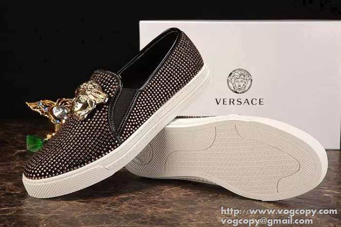 足馴染みのいい　2015 VERSACE ヴェルサーチカジュアルシューズ ポップ