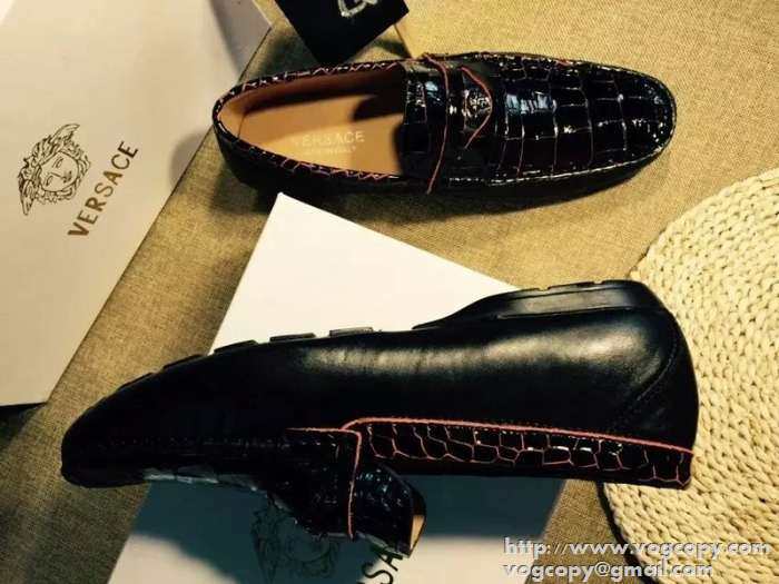 プレゼントに　2015 VERSACE ヴェルサーチ カジュアルシューズ 軽量