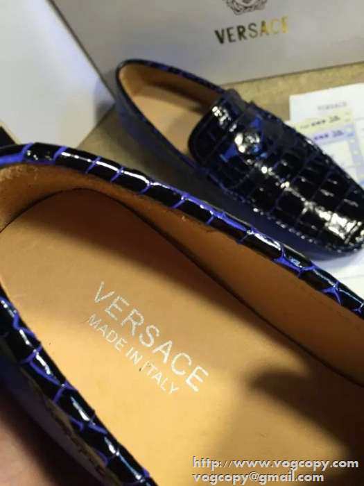 プレゼントに　2015 VERSACE ヴェルサーチ カジュアルシューズ 軽量