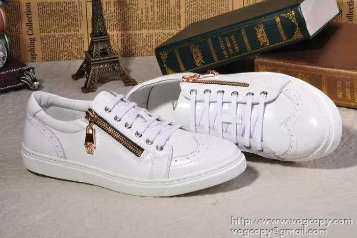 人気商品 2015 VERSACE ヴェルサーチ フラットシューズ 優れた生地