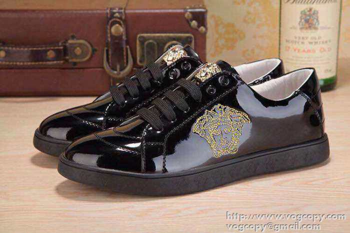 大人のおしゃれに！2015 VERSACE ヴェルサーチ フラットシューズ 2色可選