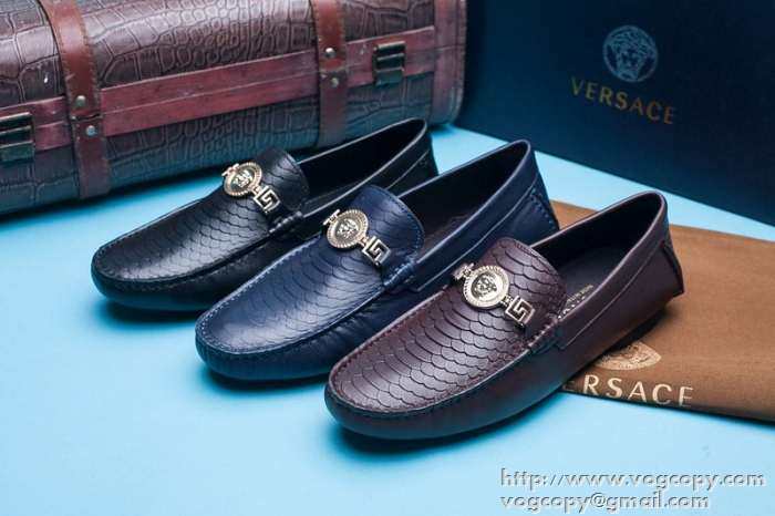 耐久性に優れ 2015 VERSACE ヴェルサーチ カジュアルシューズ 人気商品