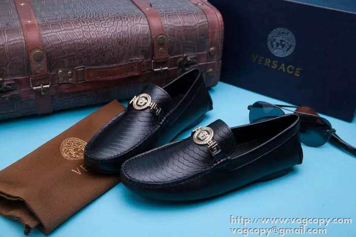 耐久性に優れ 2015 VERSACE ヴェルサーチ カジュアルシューズ 人気商品