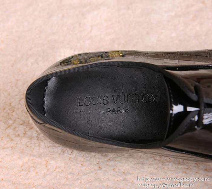 独特な質感のある　2015 LOUIS VUITTON ルイ ヴィトン ビジネスシューズ 革靴 2色可選