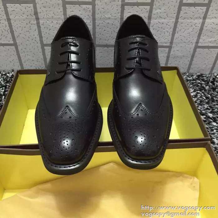 上質上品　2015 PRADA プラダ 優しい履き心地 レザーシューズ靴 2色可選