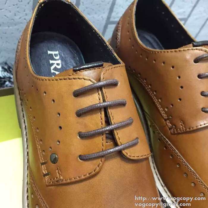 上質上品　2015 PRADA プラダ 優しい履き心地 レザーシューズ靴 2色可選