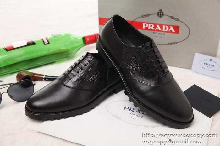 新作　 2015 PRADA プラダ 高級感がある　レザーシューズ靴