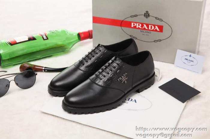 新作　 2015 PRADA プラダ 高級感がある　レザーシューズ靴