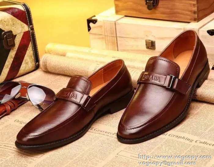 完売品 2015 PRADA プラダ 優しい履き心地 レザーシューズ靴 2色可選