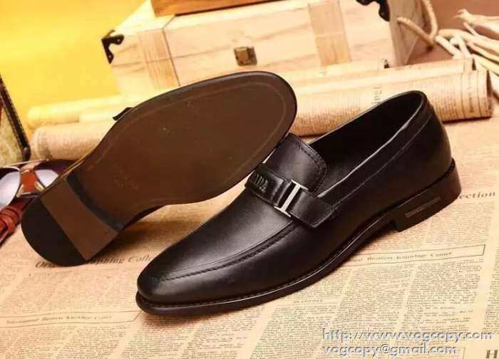 完売品 2015 PRADA プラダ 優しい履き心地 レザーシューズ靴 2色可選
