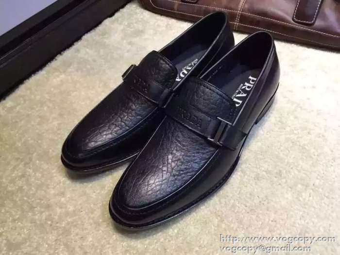 耐久性に溢れる　2015 PRADA プラダ レザーシューズ靴 2色可選 抗菌?防臭加工