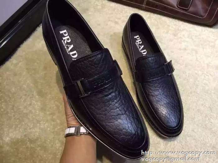 耐久性に溢れる　2015 PRADA プラダ レザーシューズ靴 2色可選 抗菌?防臭加工